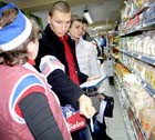 Депутаты узнали, почём  продукты в супермаркетах