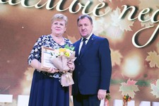 Глава Ставрополя Иван Ульянченко наградил лучших педагогов города