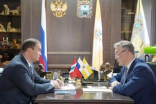  Виталий Хоценко и Владимир Владимиров подписали план мероприятий по развитию межрегионального партнерства на 5 лет