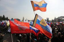 В митинге в поддержку жителей Крыма  приняли участие более десяти тысяч человек, митинг, Крым