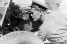 Молодой лейтенант-артиллерист Иван Антоненко.