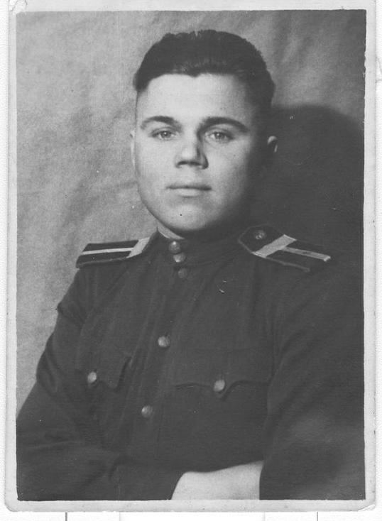 Александр Басарский в госпитале в 1945 году.