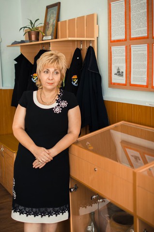 Директор школы №20 станицы Суворовской Людмила Шаповалова
