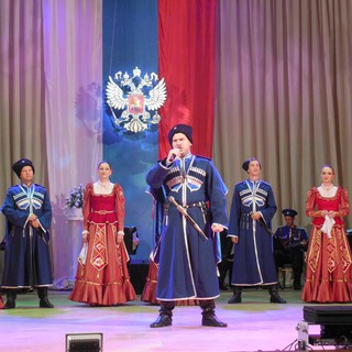 На концерте ансамбля «Ставрополье» в республике Северная Осетия - Алания.