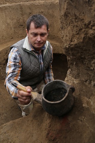 Археолог Владимир Руденко