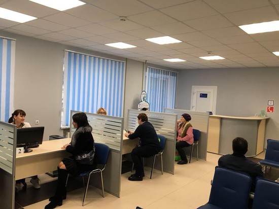 Поликлиника № 1 г. Ставрополя: регистратура — в открытом формате.