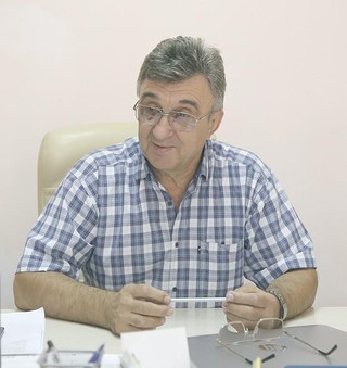 Директор Ставропольского краевого театра кукол  Александр Безгин. 