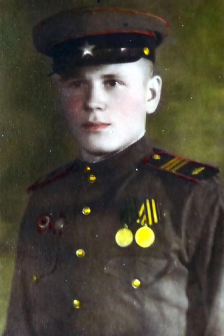 Алексей Щукин весной 1945-го.