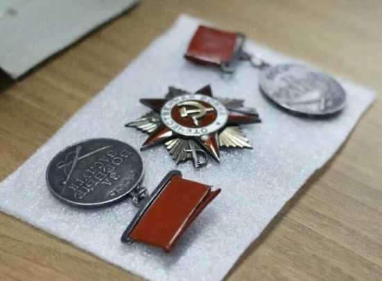 Подлинные награды периода Великой Отечественной продавали через интернет.