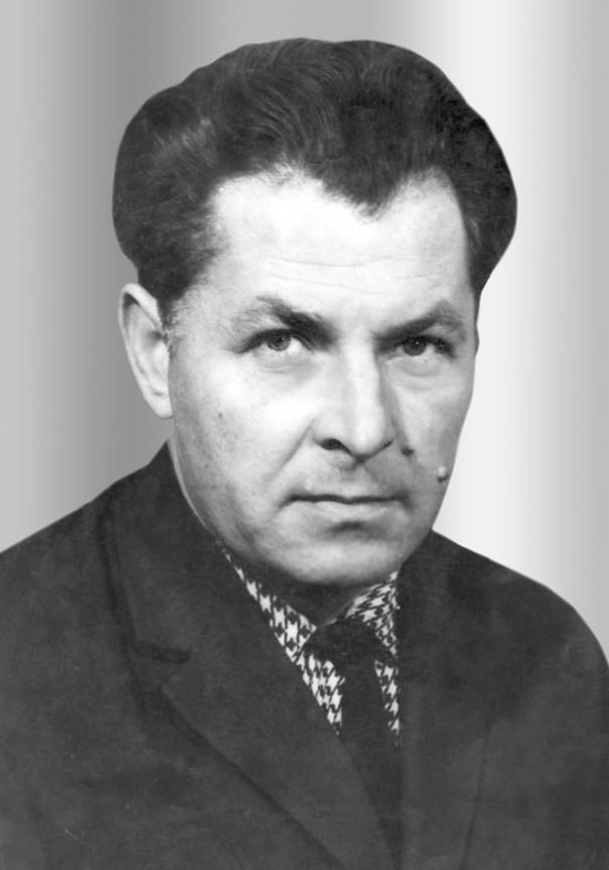 Василий Новиков.