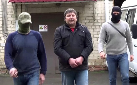 Кадр из оперативного видео задержания Черхигова.  