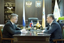 Владимир Владимиров и Дмитрий Ворошилов. Фото пресс-службы Губернатора СК.