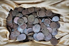 клад пятикопеечных монет XVIII века, найденный на Ставрополье в 1969 году, хранится в Ставропольском музее-заповеднике 
