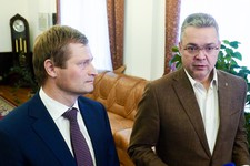 Владимир Владимиров и Константин Тимофеев. Фото пресс-службы губернатора СК