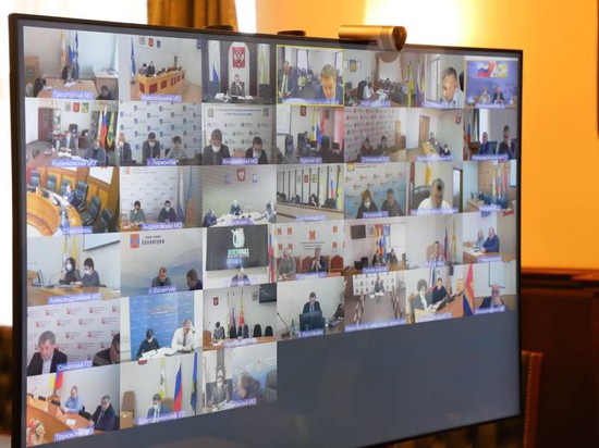 Совещание по видеоконференцсвязи. Фото пресс-службы губернатора СК