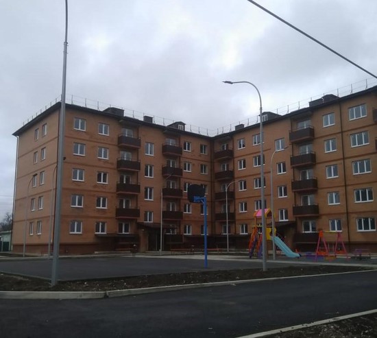 МКД, построенный в 2021 году для переселения граждан из аварийного жилья в городе Георгиевске