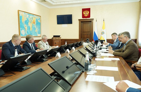Встреча в правительстве. Пресс-служба губернатора Ставропольского края