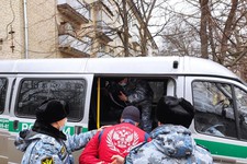 Нарушителей миграционного режима препроводили до границы России. Фото УФССП РФ по СК