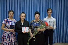 Анжела Ованесова с учениками