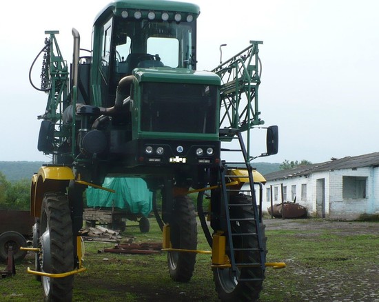 Новый трактор послужит благоустройству села Дивного. Фото из архива