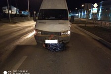 В Ставрополе начинающий водитель на грузовике въехал в иномарку