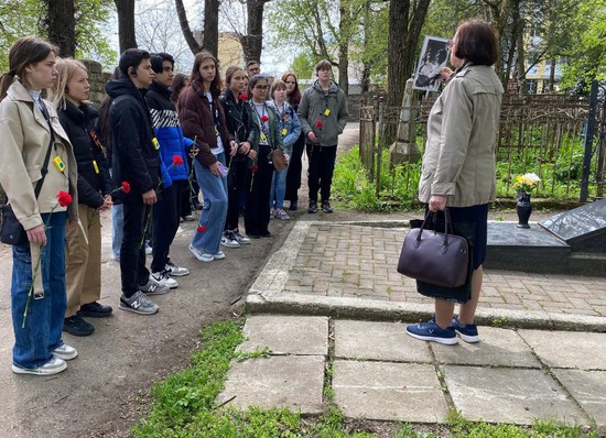 Пешеходная экскурсия для школьников. Пресс-служба администрации города Ставрополя
