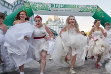 Забег невест в Железноводске. Пресс-служба администрации города-курорта