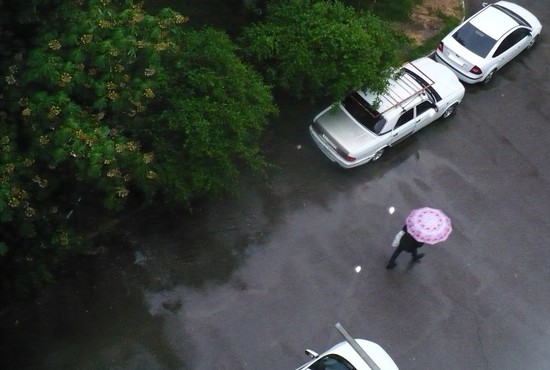 Автомобилистов просят воздержаться от поездок во время непогоды в Ставрополе
