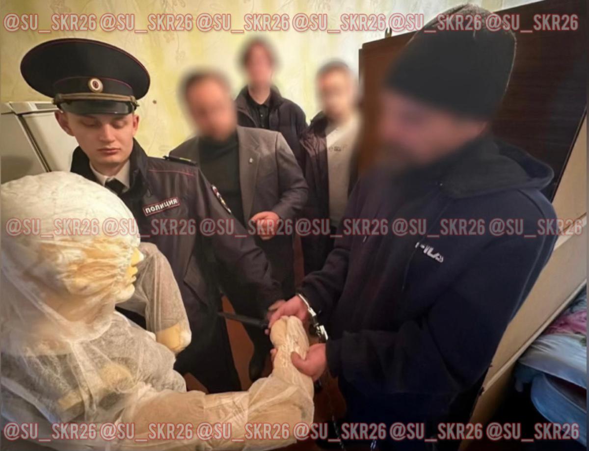 Ударом ножа в сердце разделался с собутыльником житель Ставрополя