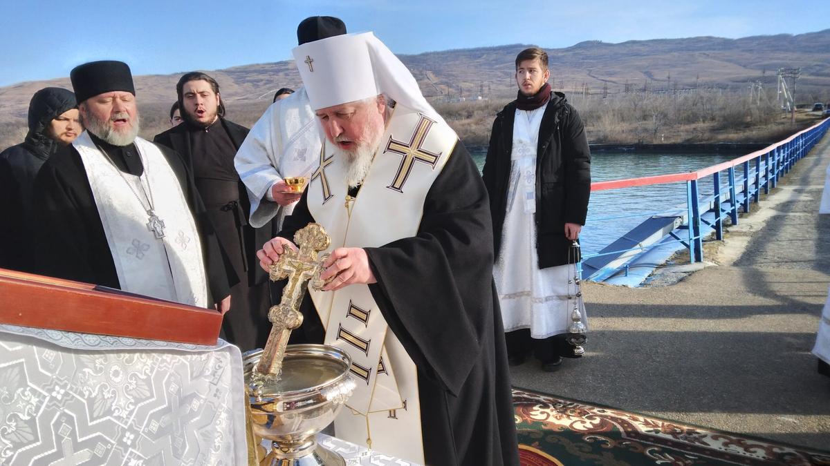 Воду в праздник Крещения духовенство в Ставрополе освятит в четырех водоемах