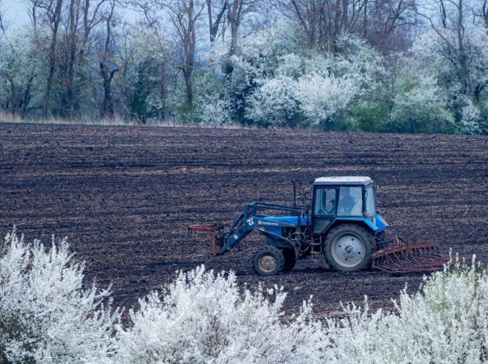 Аграрии Ставрополья отремонтируют к весне более 8 тысяч единиц сельхозтехники