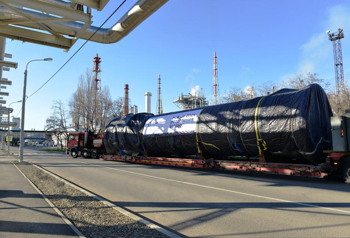 На предприятие ЕвроХима поставлено крупногабаритное оборудование для нового блока разделения воздуха