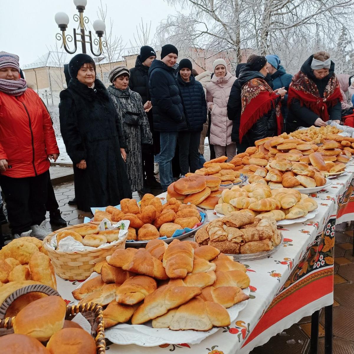 В Новопавловске развернулась праздничная ярмарка  в честь «Русской зимы»