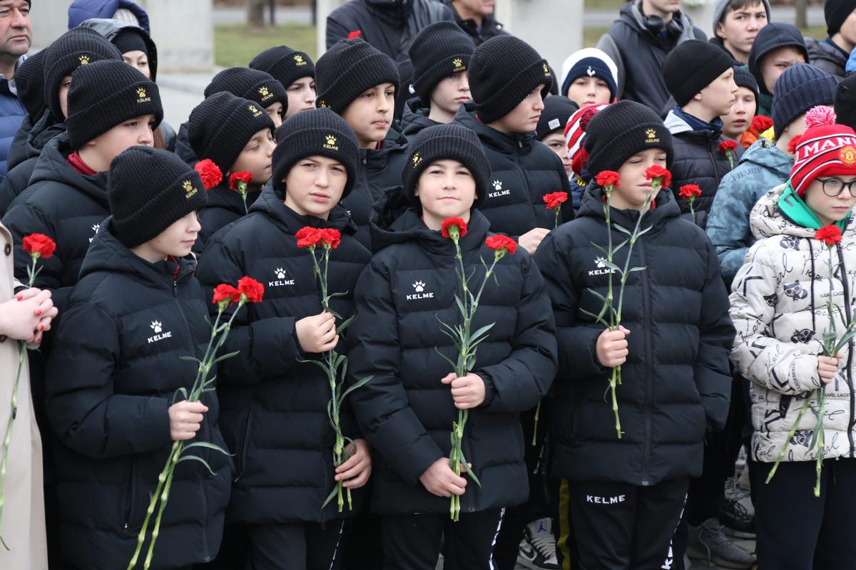 В Ставрополе открыли футбольный турнир памяти Духина