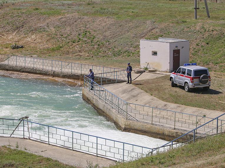 В Ставрополе территорию Сенгилеевского водохранилища спасли от пожара