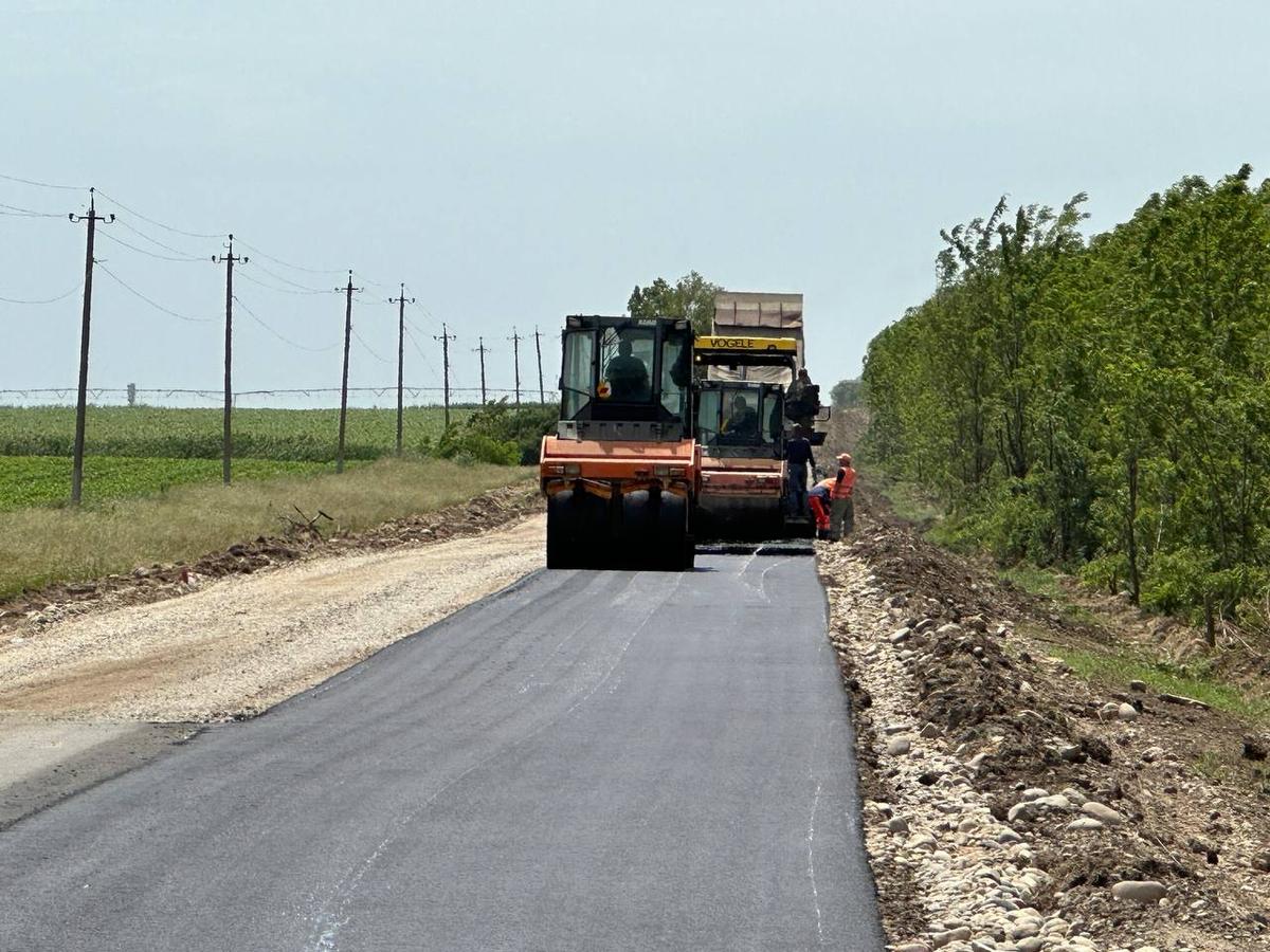 В Новоалександровском округе в этом году отремонтируют более 12 км дорог