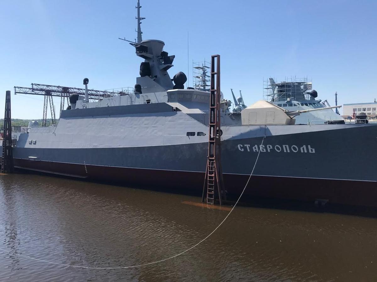 Новый ракетный корабль «Ставрополь» спустили на воду в Татарстане