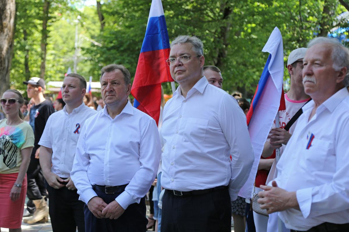 Руководство города и ставропольцы собрались в парке в День России