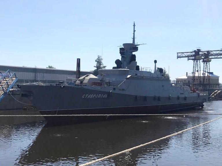 Мэр поздравил экипаж ракетного корабля «Ставрополь» с Днем Военно-Морского Флота