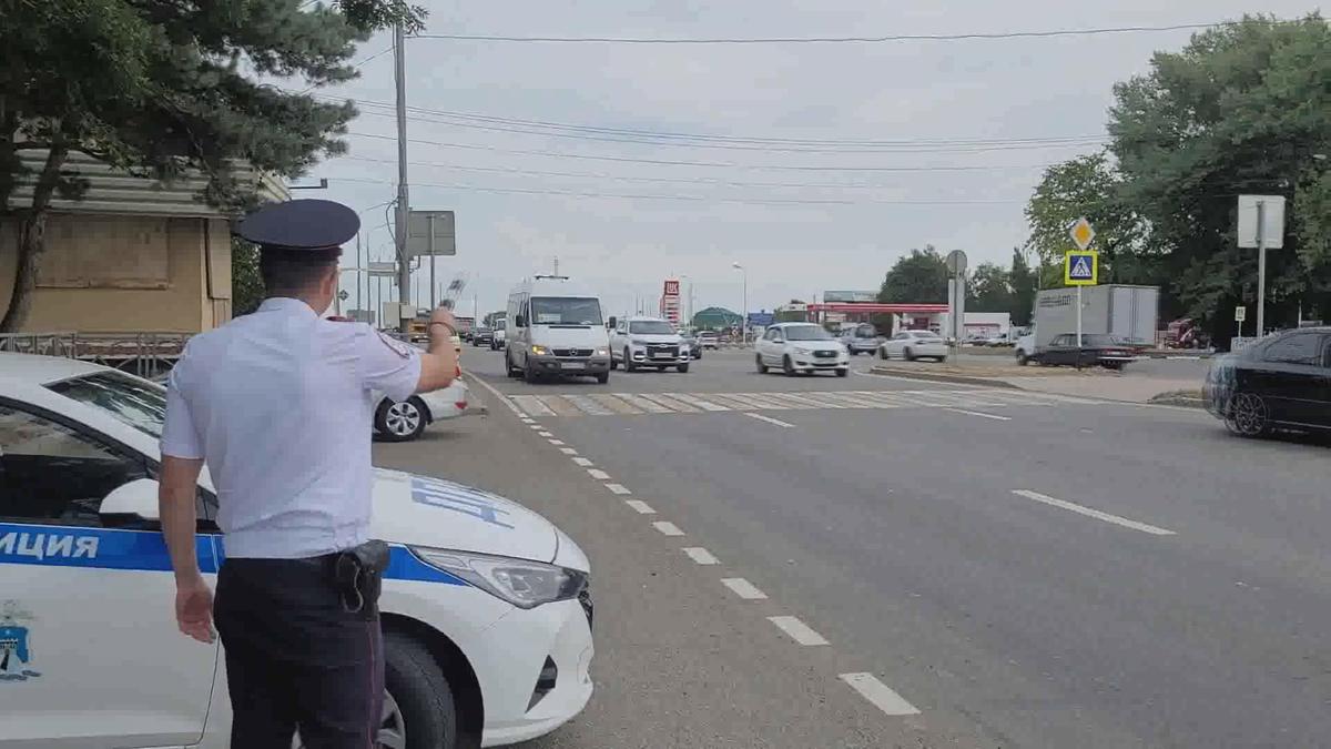 Сто нарушений выявили в рейде утром на пассажирском транспорте Ставрополя и рядом