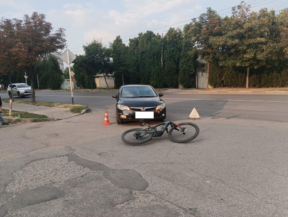 Житель Томска на электровелосипеде стал участником ДТП в курортном Кисловодске