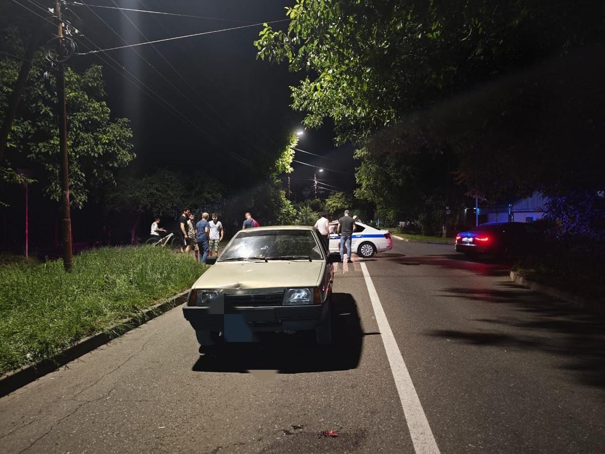 В Пятигорске двух школьников сбил водитель отечественного легкового авто