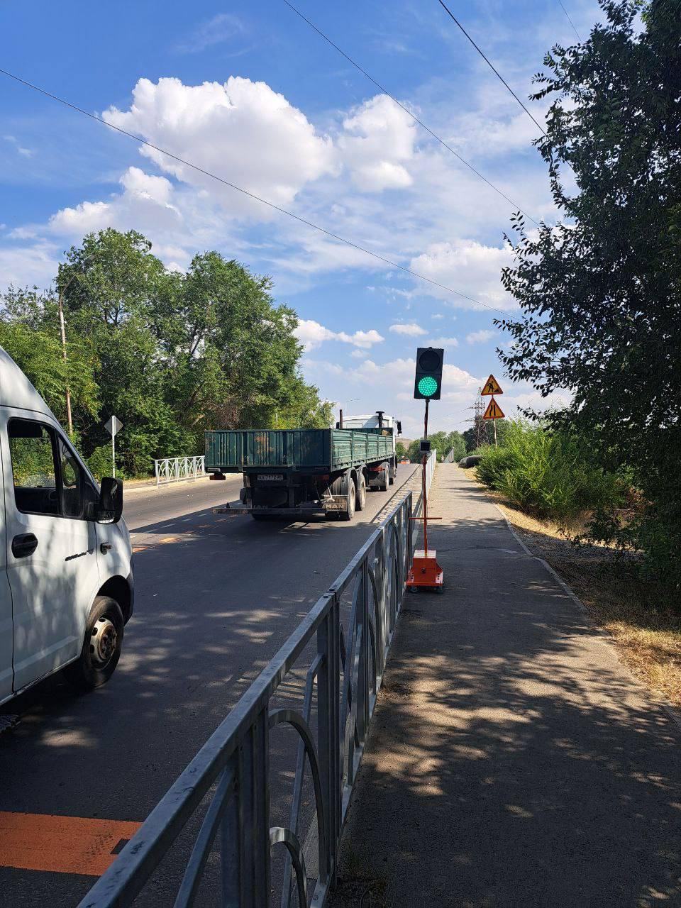 В Невинномысске движение на улице Степана Разина организовано реверсивно