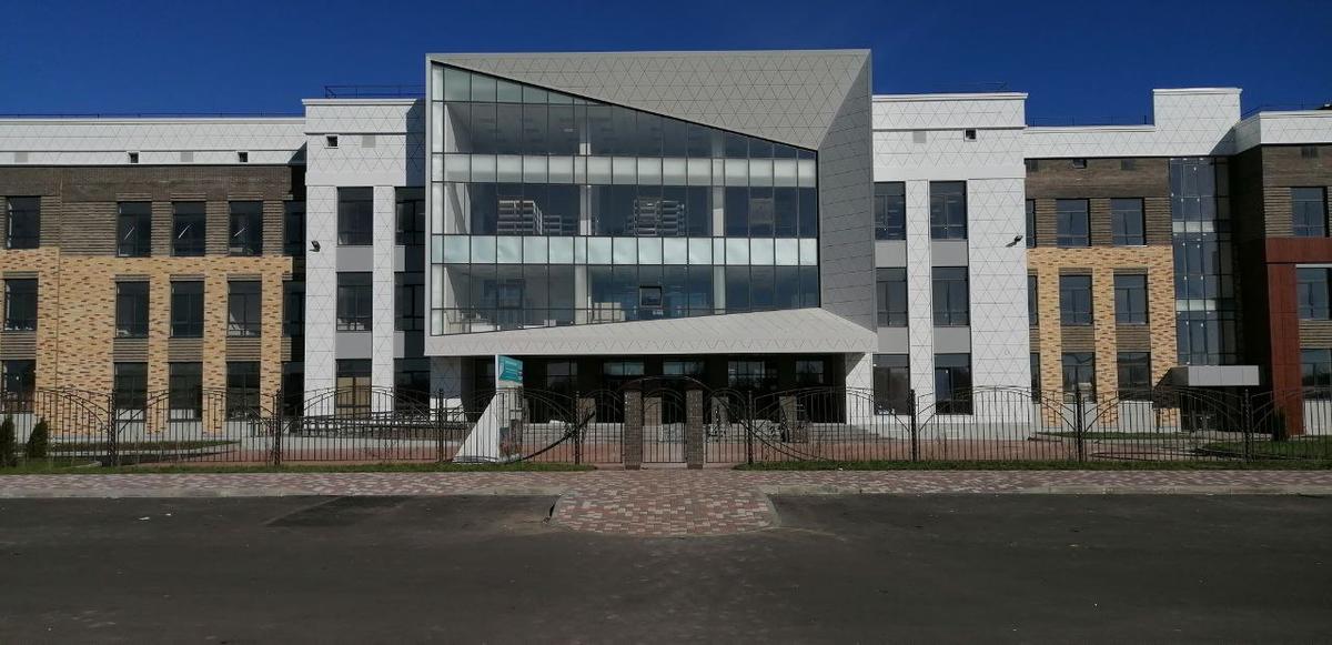 В 10 школах Красногвардейского округа закупили оборудование для химии и физики