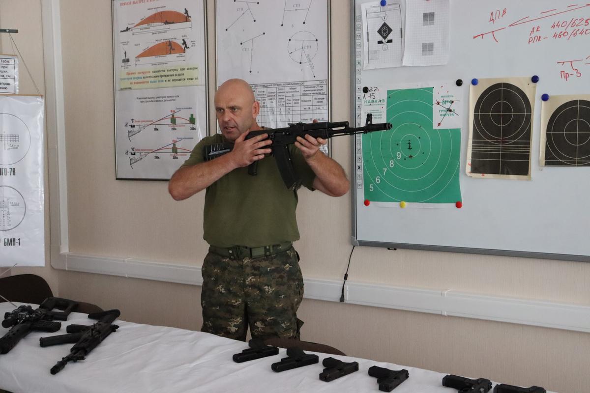 За пять дней еще сорок жителей Ставрополья познакомятся с военной подготовкой