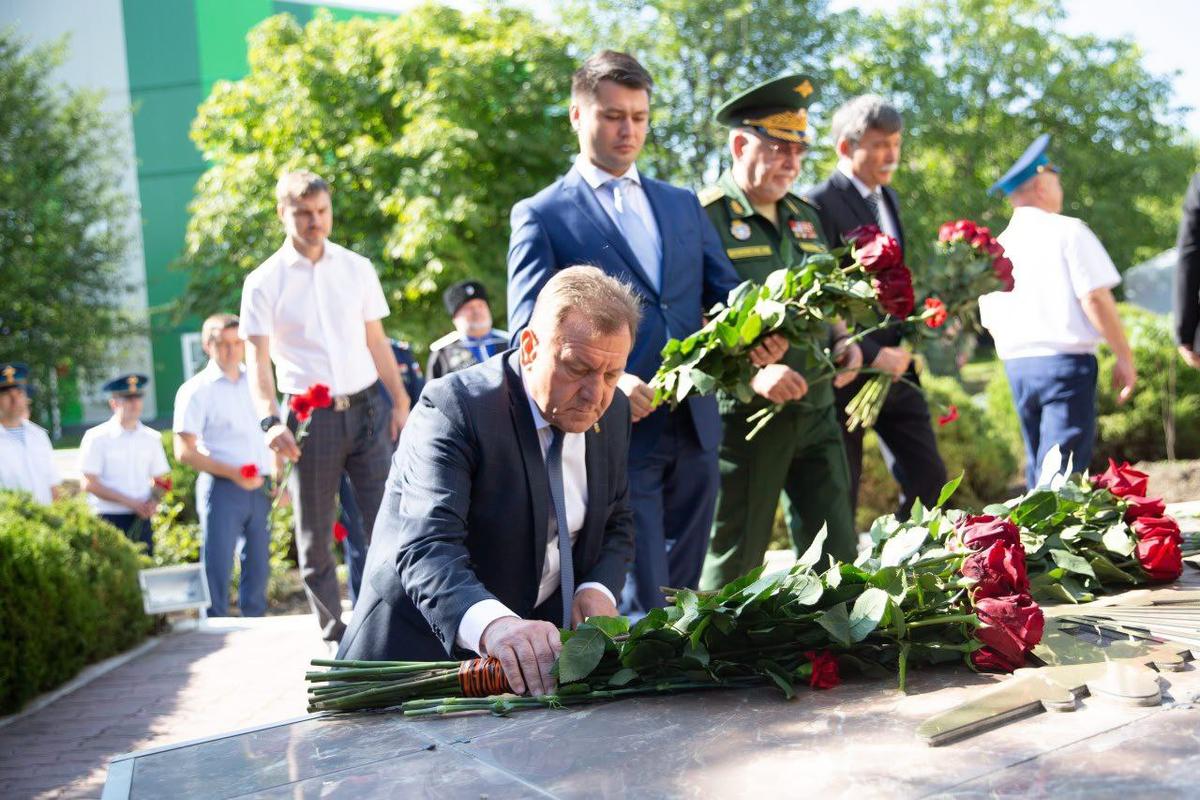 Глава Ставрополя принял участие в мероприятиях в честь  94-ой годовщины ВДВ