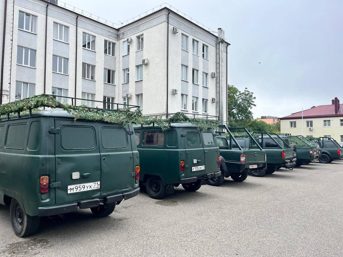 Из Предгорного округа в зону спецоперации отправили 9 автомобилей