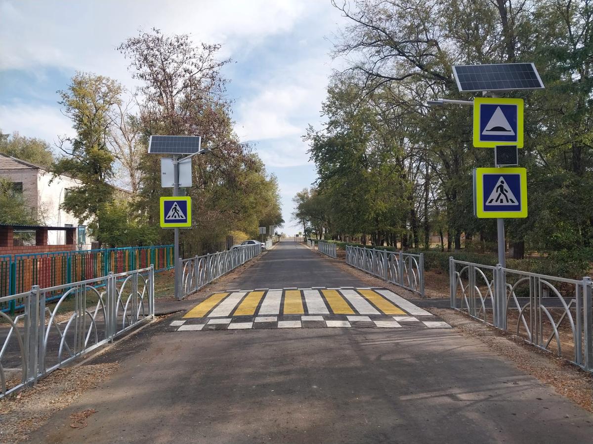 Дорогу к поселковой школе привели в нормативное состояние в Ипатовском округе