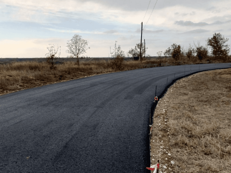 В Кировском округе приведут в порядок дорогу к медучреждению