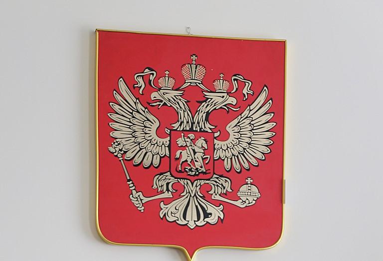 В Грачевском округе женщина оформила на знакомого пять денежных займов